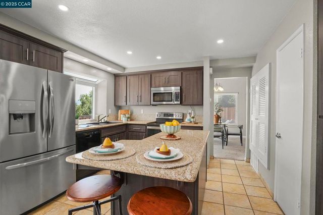 2132 Rock Pass Pl, Martinez, CA 94553