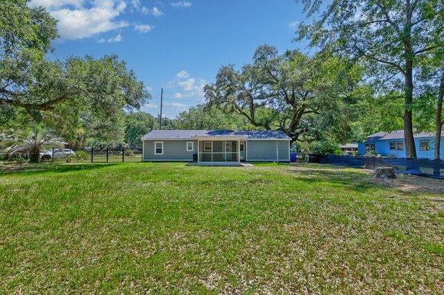 928 Leonard Drive, Johns Island, SC 29455
