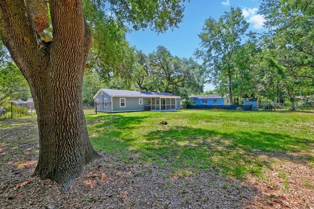 928 Leonard Drive, Johns Island, SC 29455