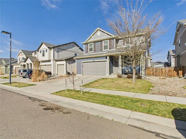 10541 Racine Way, Commerce City, CO 80022