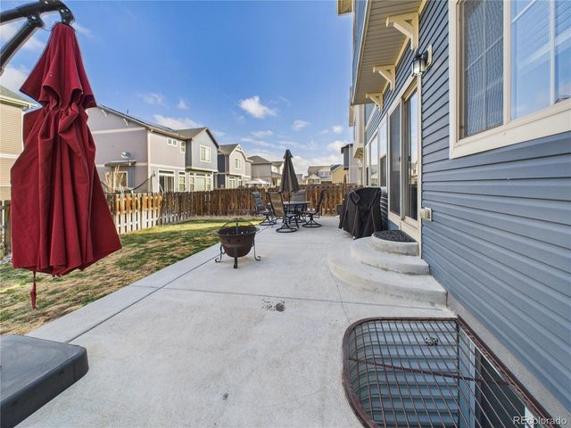 10541 Racine Way, Commerce City, CO 80022