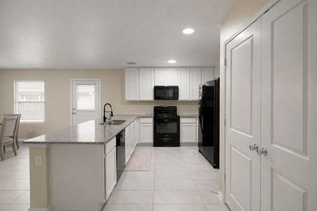 1627 Cattle Drive Lane, Crandall, TX 75114