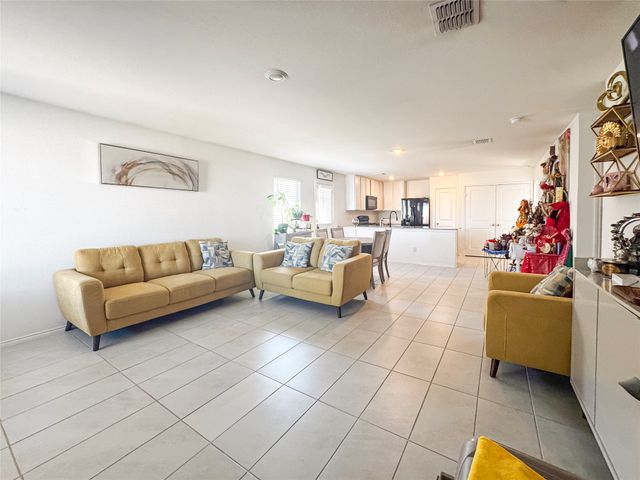 1627 Cattle Drive Lane, Crandall, TX 75114