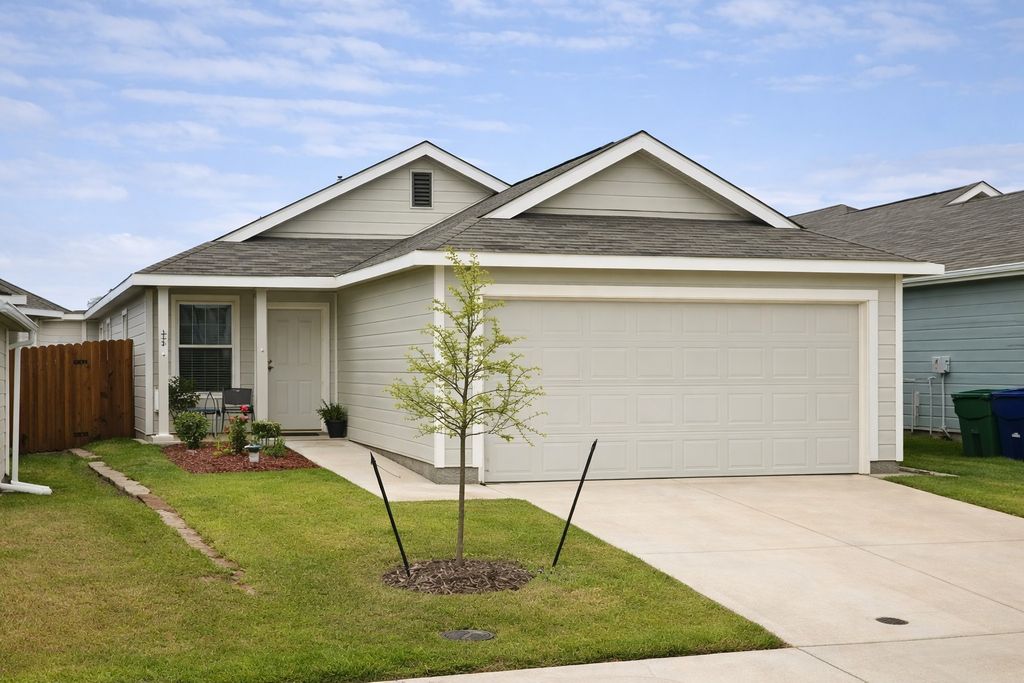 1627 Cattle Drive Lane, Crandall, TX 75114