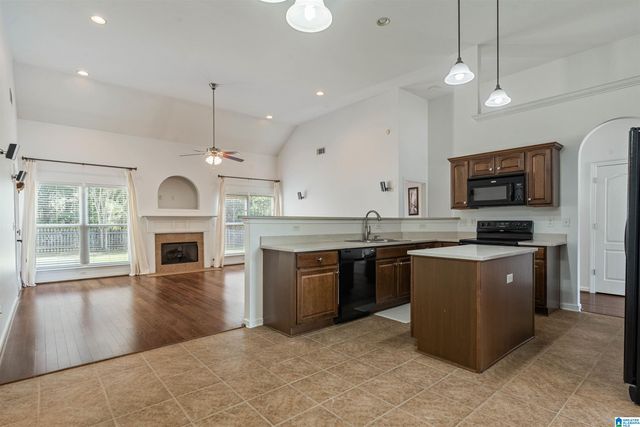 101 OXMOOR PLACE, Birmingham, AL 35211