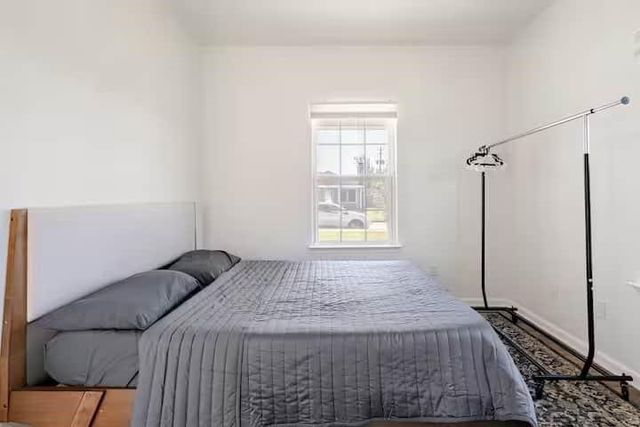 2114 W Humble Avenue, Baytown, TX 77520