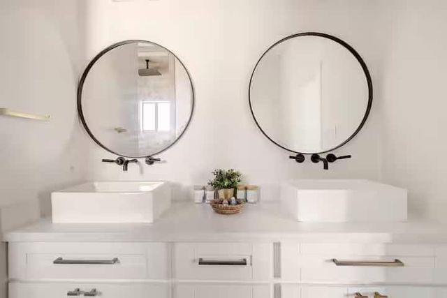 2114 W Humble Avenue, Baytown, TX 77520