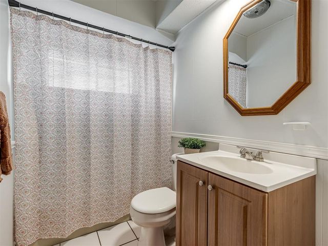 8012 S Villa Avenue, Oklahoma City, OK 73159