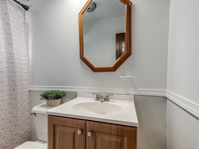 8012 S Villa Avenue, Oklahoma City, OK 73159
