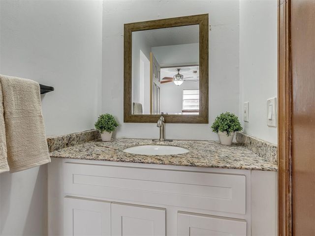 8012 S Villa Avenue, Oklahoma City, OK 73159