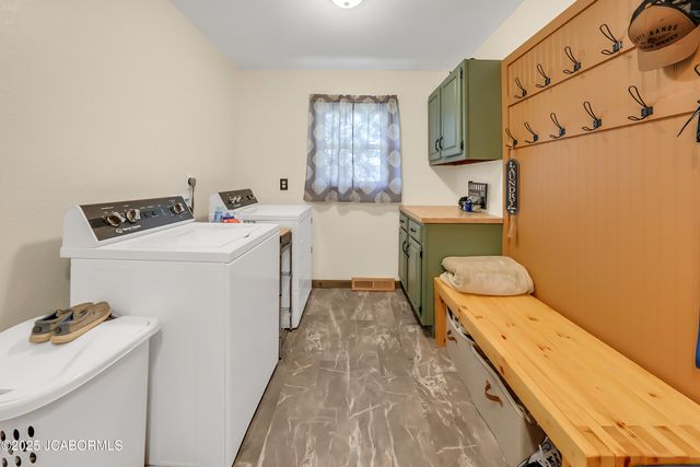 60516 KRATZER ROAD, California, MO 65018