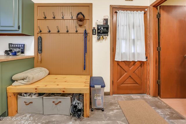 60516 KRATZER ROAD, California, MO 65018