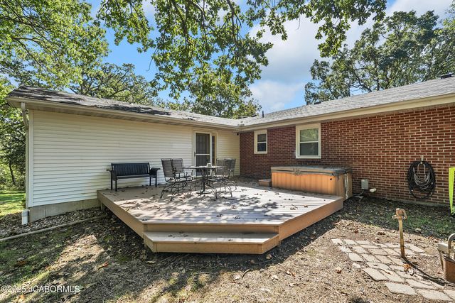 60516 KRATZER ROAD, California, MO 65018
