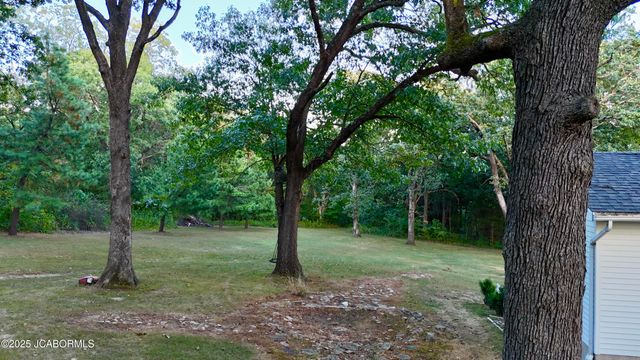 60516 KRATZER ROAD, California, MO 65018