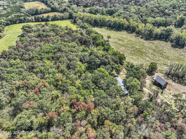 60516 KRATZER ROAD, California, MO 65018