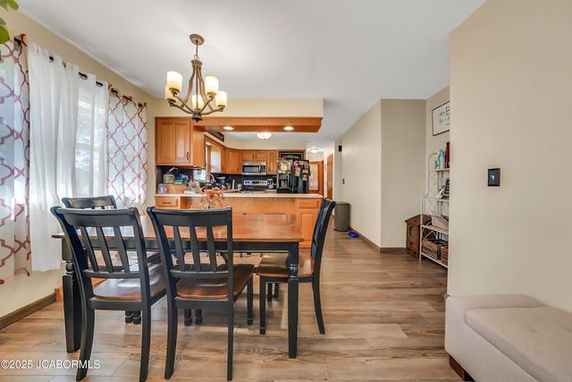 60516 KRATZER ROAD, California, MO 65018