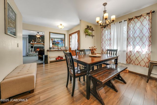 60516 KRATZER ROAD, California, MO 65018