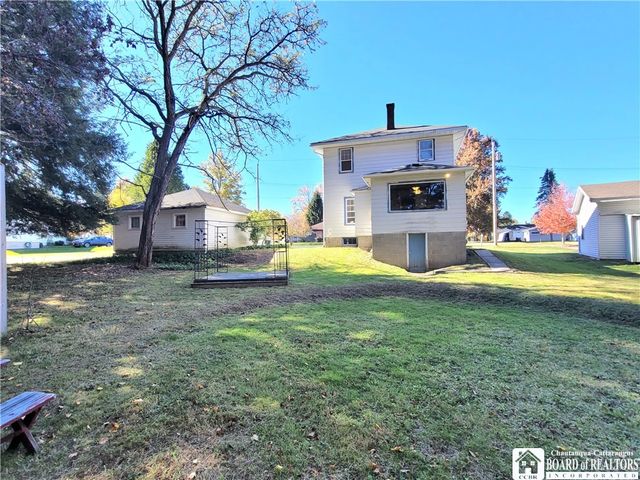 151 Avalon Boulevard, Ellicott, NY 14701