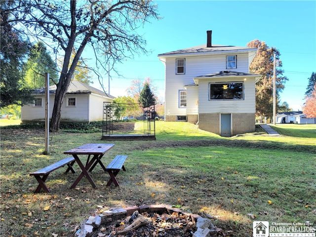 151 Avalon Boulevard, Ellicott, NY 14701