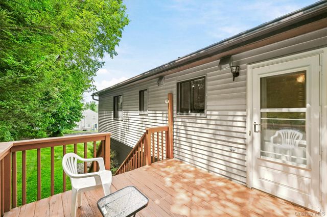 11 Glen Road, Sloatsburg, NY 10974