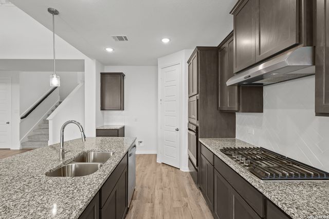 3201 Crosby Creek, Schertz, TX 78108