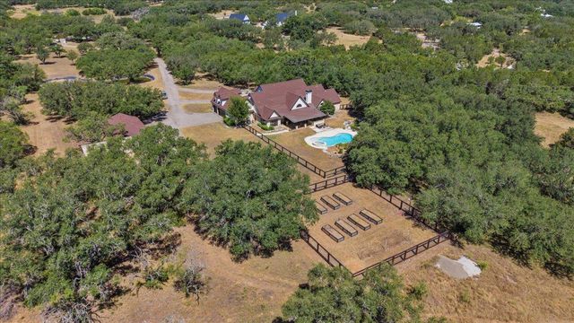 23600 Pedernales Canyon TRL, Spicewood, TX 78669