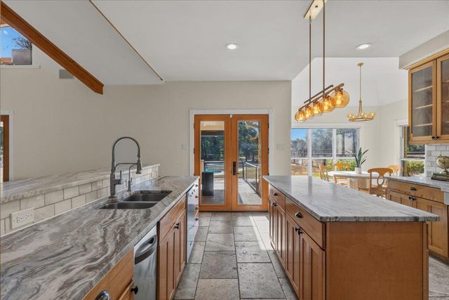23600 Pedernales Canyon TRL, Spicewood, TX 78669