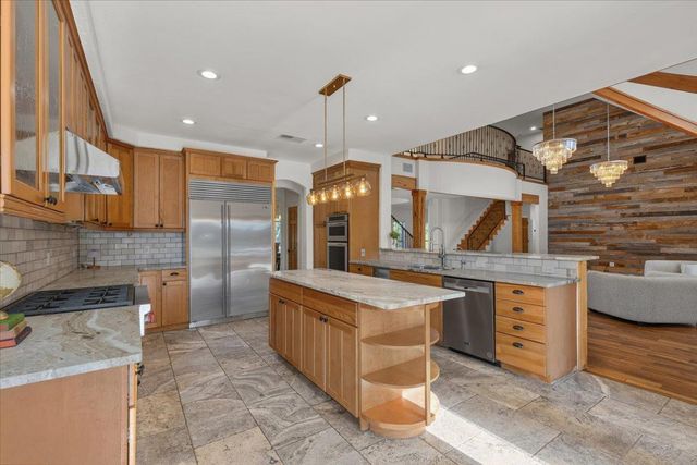 23600 Pedernales Canyon TRL, Spicewood, TX 78669