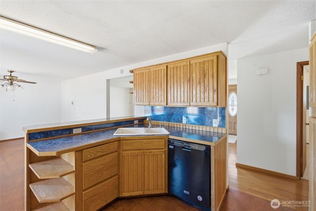 8527 9th Avenue SE, Everett, WA 98208