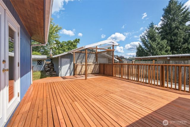 8527 9th Avenue SE, Everett, WA 98208
