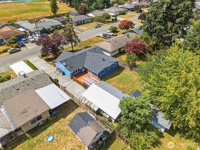 8527 9th Avenue SE, Everett, WA 98208