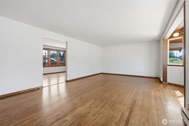 8527 9th Avenue SE, Everett, WA 98208