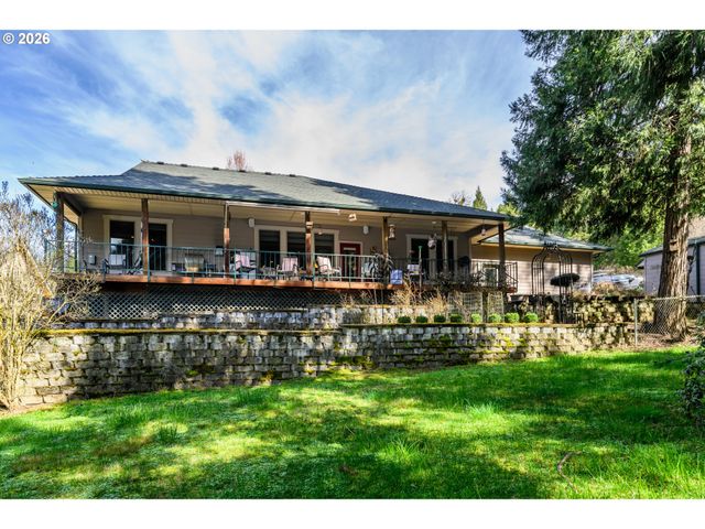 48482 E MEADOW Way, Oakridge, OR 97463