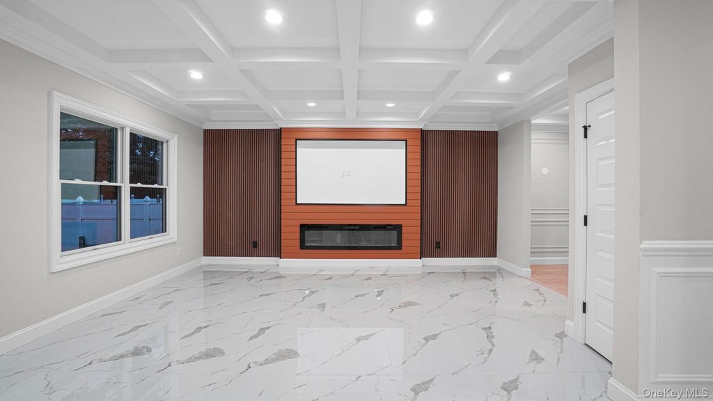 940 Southern Drive, Franklin Square, NY 11010 — photo 5