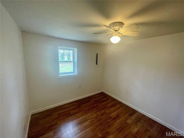 5948 Valley View Road, Bloomsdale, MO 63627