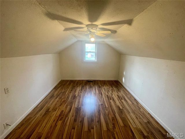 5948 Valley View Road, Bloomsdale, MO 63627