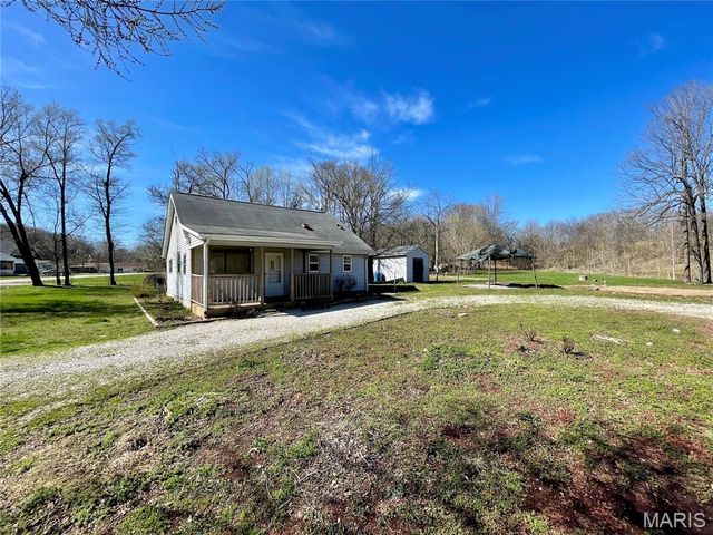 5948 Valley View Road, Bloomsdale, MO 63627