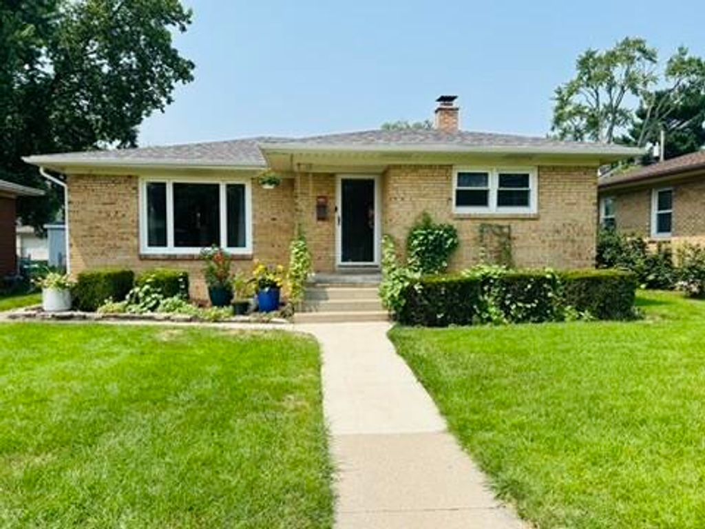 160 S Delaware Street, Hobart, IN 46342