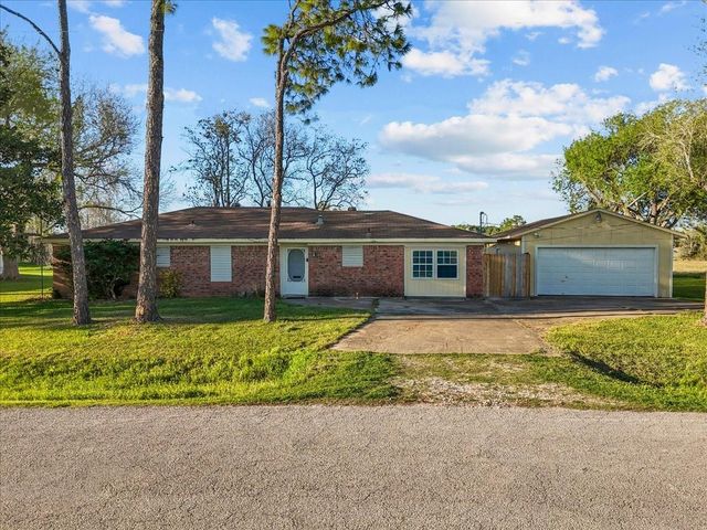13434 24th Street, Santa Fe, TX 77510