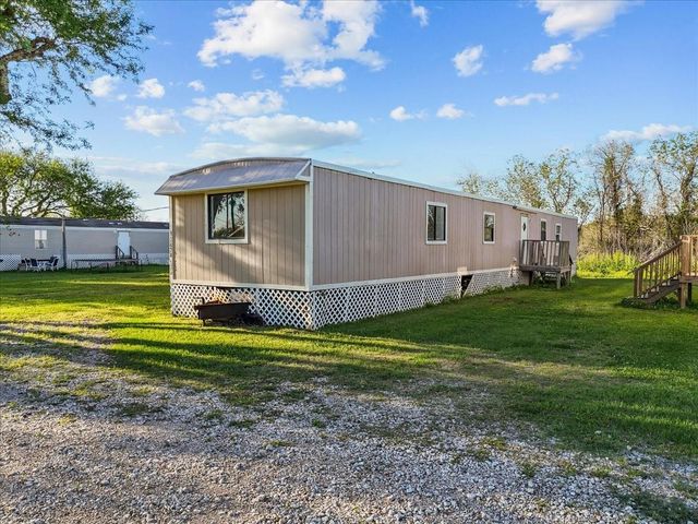 13434 24th Street, Santa Fe, TX 77510