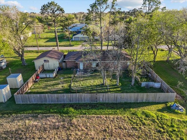 13434 24th Street, Santa Fe, TX 77510