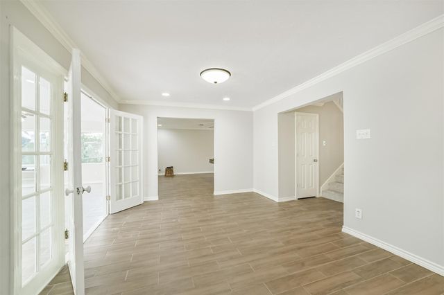 912 Brook Forest Drive, Conroe, TX 77385