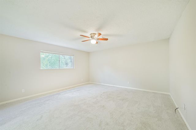912 Brook Forest Drive, Conroe, TX 77385