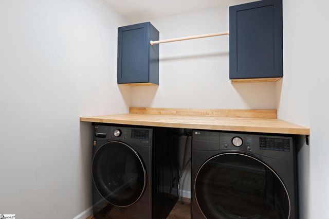 513 Summit Drive, Greenville, SC 29609