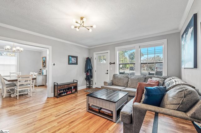 513 Summit Drive, Greenville, SC 29609