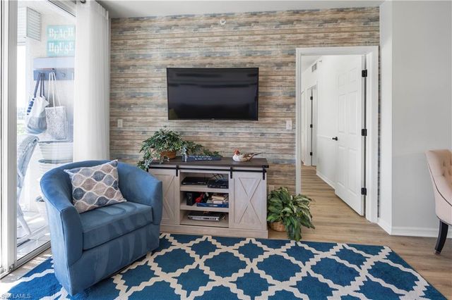 14941 Hole In 1 CIR # 103, Fort Myers, FL 33919