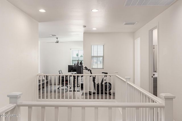 3746 E EARLL Drive, Phoenix, AZ 85018