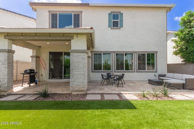 3746 E EARLL Drive, Phoenix, AZ 85018