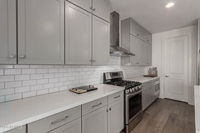 3746 E EARLL Drive, Phoenix, AZ 85018