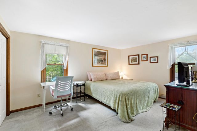 28 Cranberry Avenue, Mashpee, MA 02649